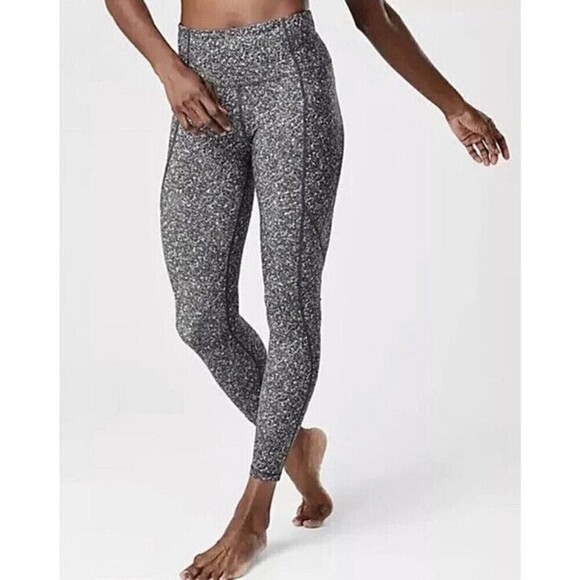Athleta Pants - Athleta Salutation Stash Pocket Pebble Beach Tight Pebble Beach XS Yoga Pockets